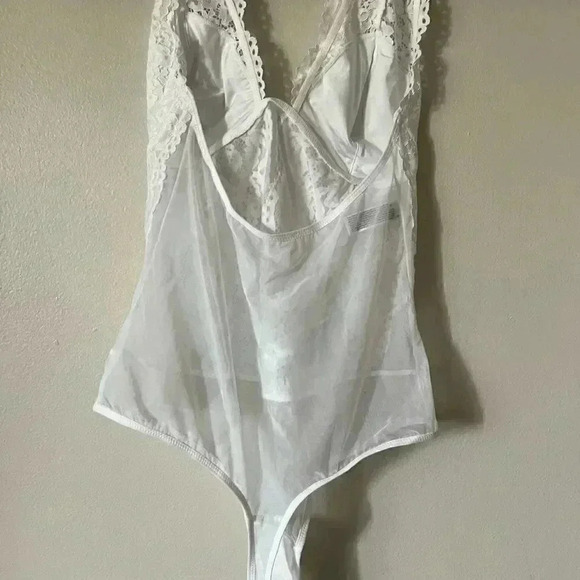 NWT b.tempt'd by Wacoal, Ciao Bella Bodysuit - medium - Picture 4 of 5